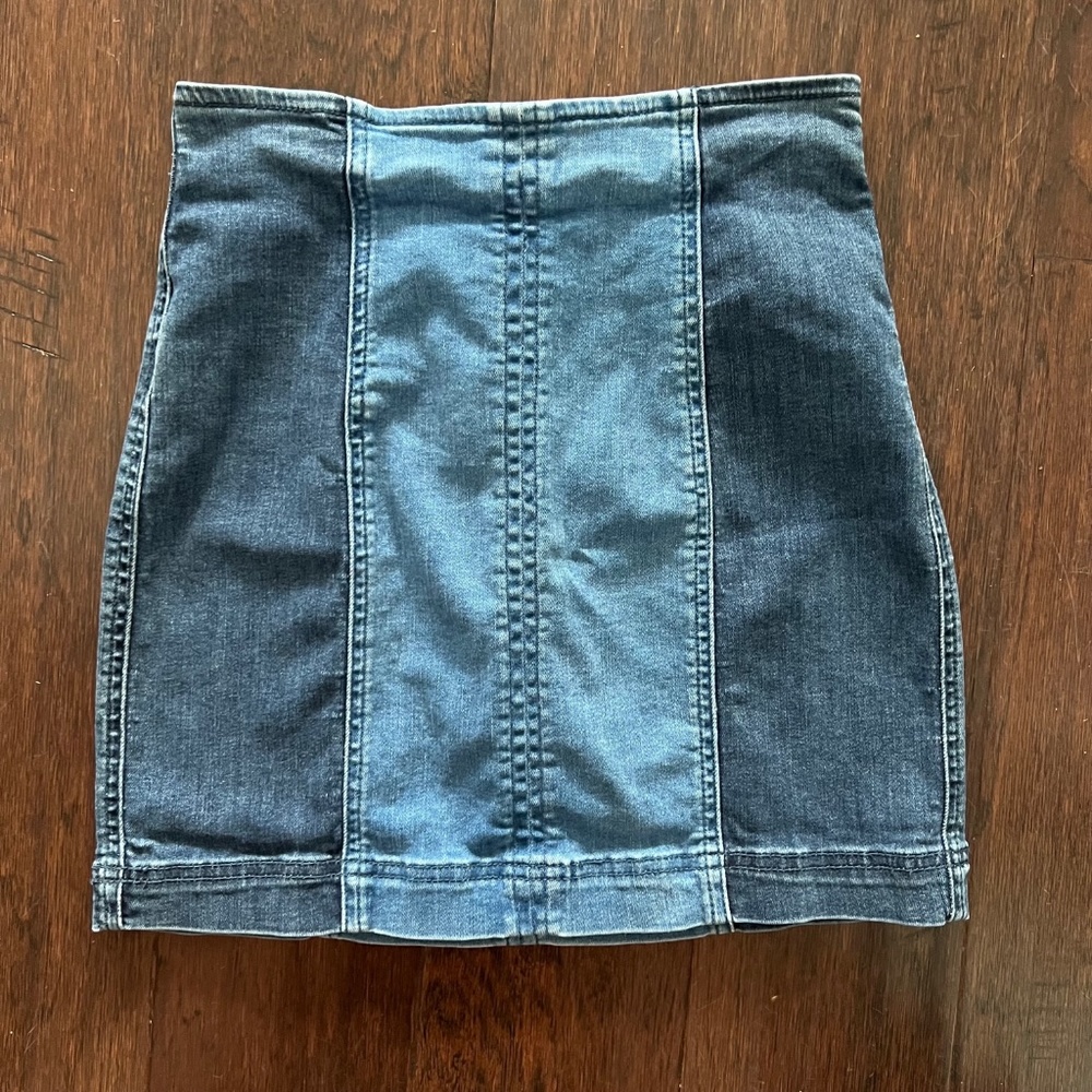 PacSun Multi Colored Jean Skirt. Size 24